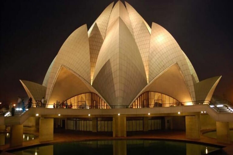 Golden Triangle in 6 Days