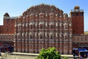 Jaipur Sightseeing – Amber Fort, City Palace & Hawa Mahal